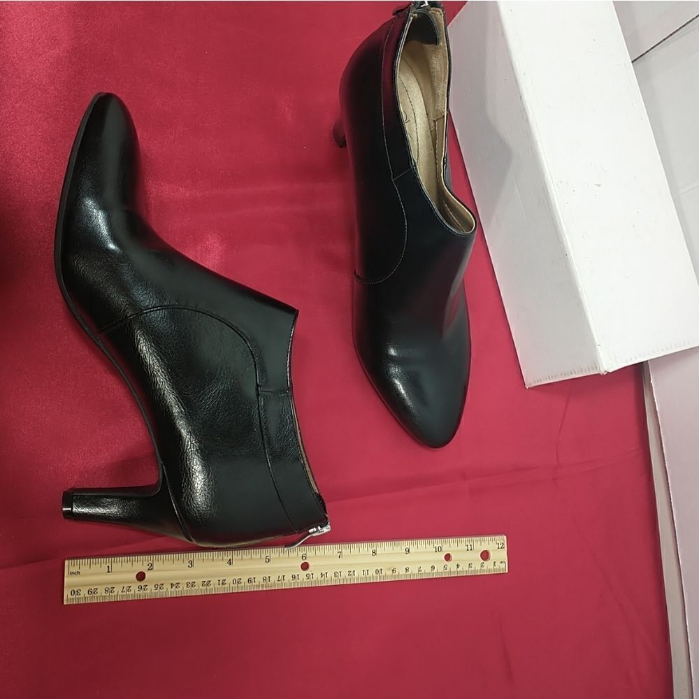 LifeStride Women's SZ 11M Georgia Ankle Boot Black . Condition is Pre-owned. - Picture 8 of 10